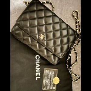 Vintage used Wallet on chain